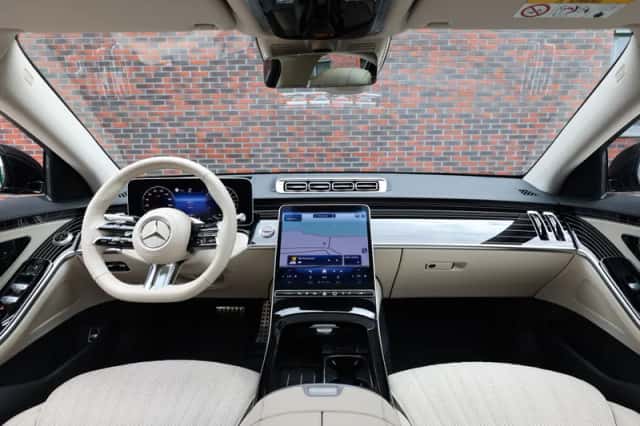 Mercedes-Benz S-Klasse (2023) thumbnail 4