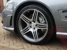 Mercedes-Benz SL63 (2008) thumbnail 12