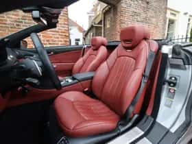Mercedes-Benz SL63 (2008) thumbnail 36