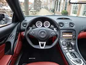 Mercedes-Benz SL63 (2008) thumbnail 40