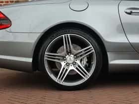 Mercedes-Benz SL63 (2008) thumbnail 61