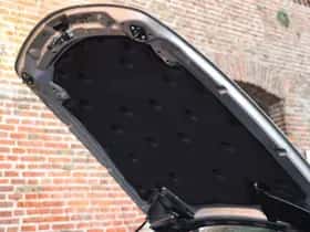 Mercedes-Benz SLS (2010) thumbnail 26