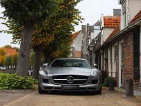 Mercedes-Benz SLS (2010) thumbnail 28