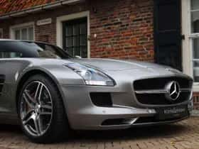 Mercedes-Benz SLS (2010) thumbnail 30
