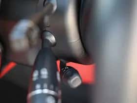 Mercedes-Benz SLS (2010) thumbnail 55