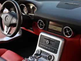 Mercedes-Benz SLS (2010) thumbnail 59