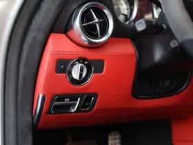 Mercedes-Benz SLS (2010) thumbnail 64