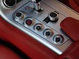 Mercedes-Benz SLS (2010) thumbnail 65