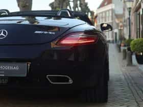 Mercedes-Benz SLS (2012) thumbnail 14