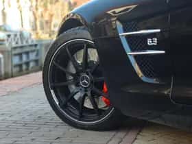 Mercedes-Benz SLS (2012) thumbnail 21