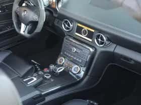 Mercedes-Benz SLS (2012) thumbnail 42