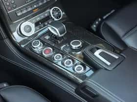 Mercedes-Benz SLS (2012) thumbnail 6