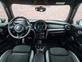 MINI Cooper (2020) thumbnail 4