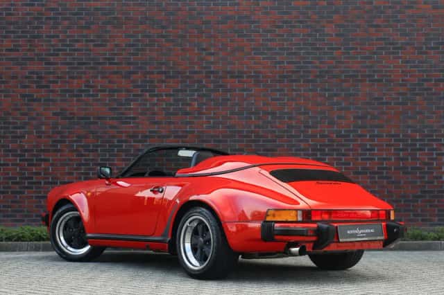 Porsche 911 (1989) thumbnail 3