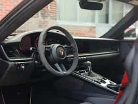 Porsche 992 (2023) thumbnail 4