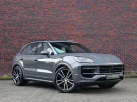 Porsche Cayenne (2025) thumbnail 2