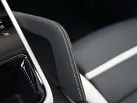 Porsche Cayenne (2025) thumbnail 5