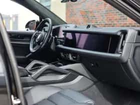 Porsche Cayenne (2025) thumbnail 26