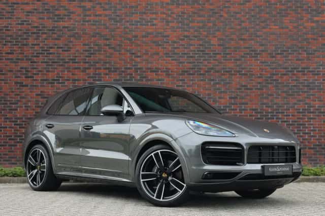 Porsche Cayenne (2021) thumbnail 1