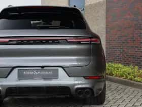Porsche Cayenne (2024) thumbnail 14