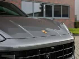 Porsche Cayenne (2024) thumbnail 10
