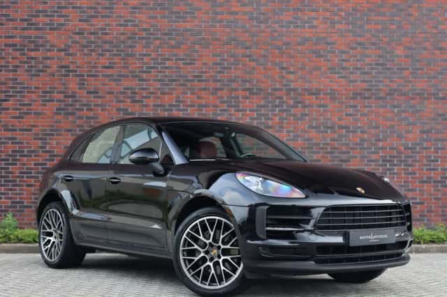 Porsche Macan (2020) thumbnail 2