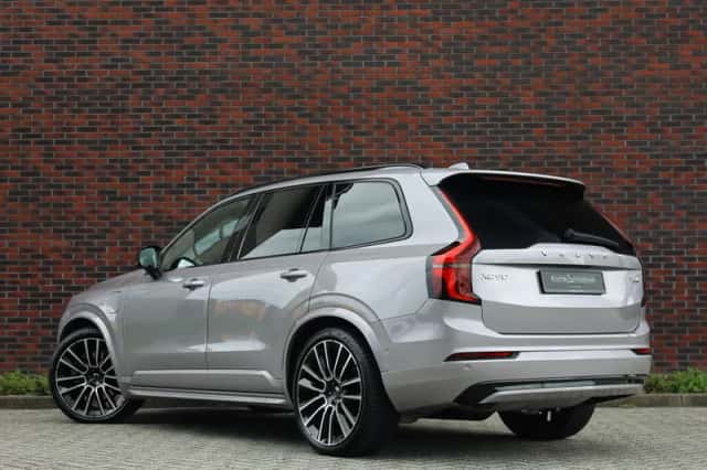 Volvo XC90 (2026) thumbnail 3