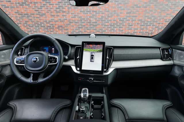 Volvo XC90 (2026) thumbnail 4