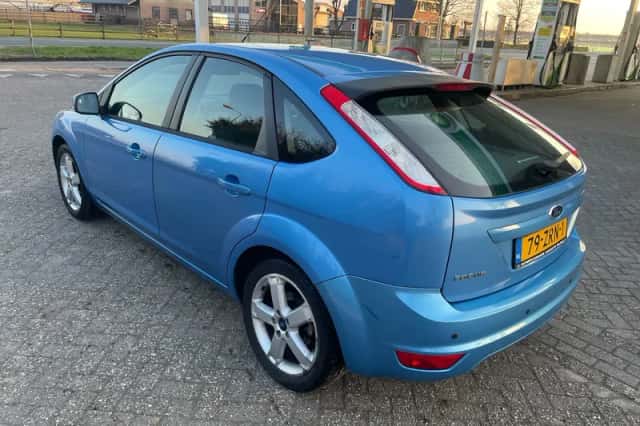 Ford Focus (2011) thumbnail 6