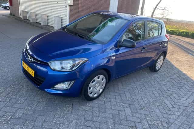 Hyundai i20 (2012) thumbnail 1