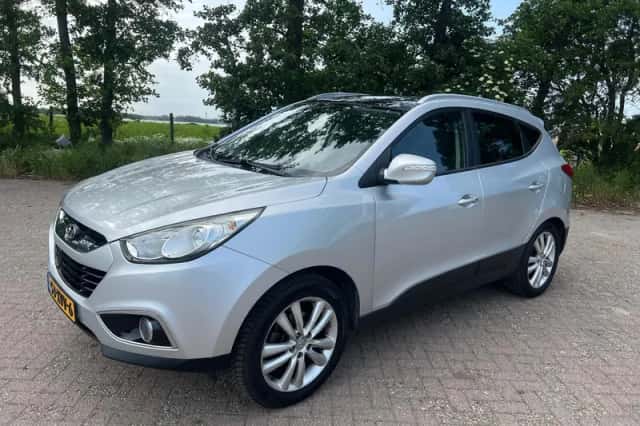 Hyundai ix35 (2012) thumbnail 1