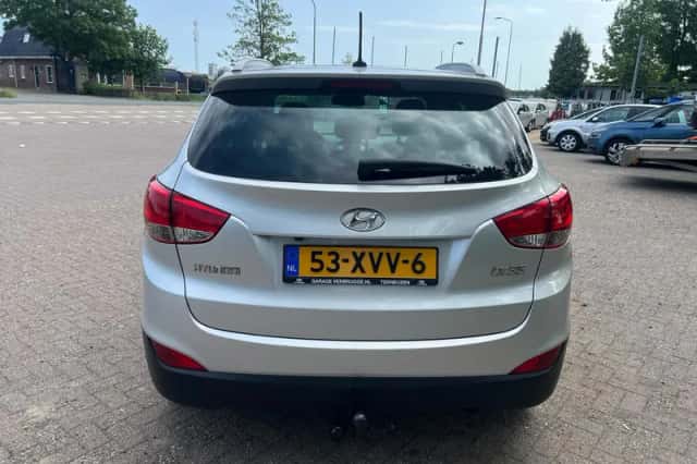 Hyundai ix35 (2012) thumbnail 5