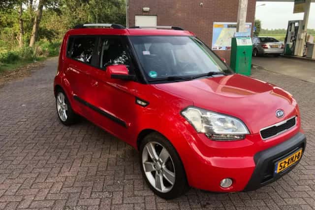 Kia Soul (2009) thumbnail 2