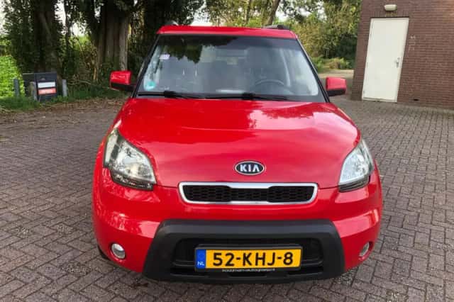 Kia Soul (2009) thumbnail 3
