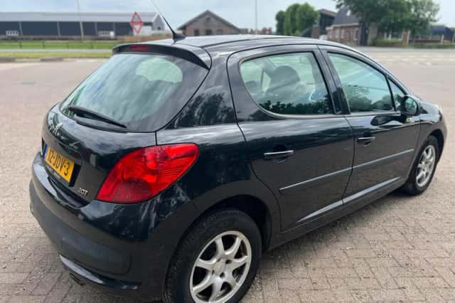 Peugeot 207 (2009) thumbnail 4