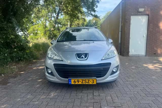 Peugeot 207 (2011) thumbnail 2