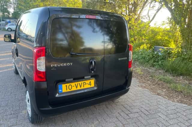 Peugeot Bipper (2008) thumbnail 5