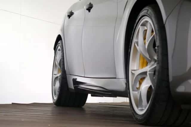 Alfa Romeo Giulia (2019) thumbnail 3