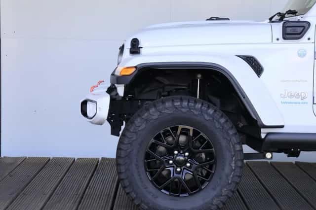 Jeep Wrangler (2023) thumbnail 5