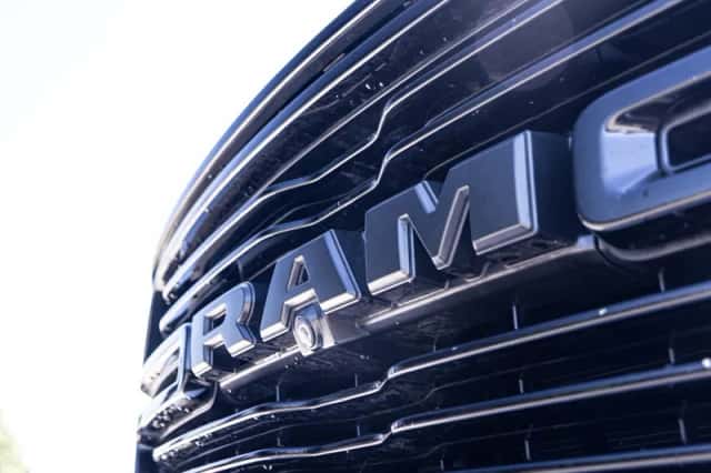 Dodge Ram (2024) thumbnail 3