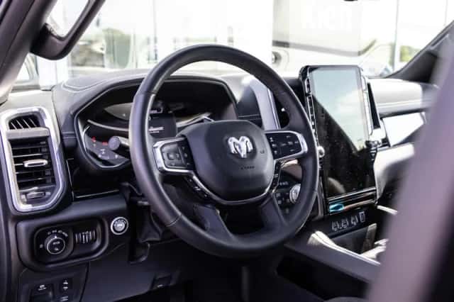 Dodge Ram (2024) thumbnail 2