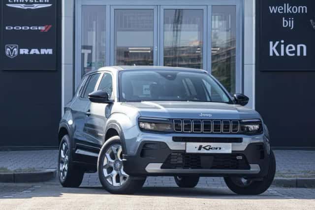 Jeep Avenger (2024) thumbnail 1