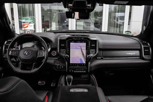 Dodge Ram (2024) thumbnail 2
