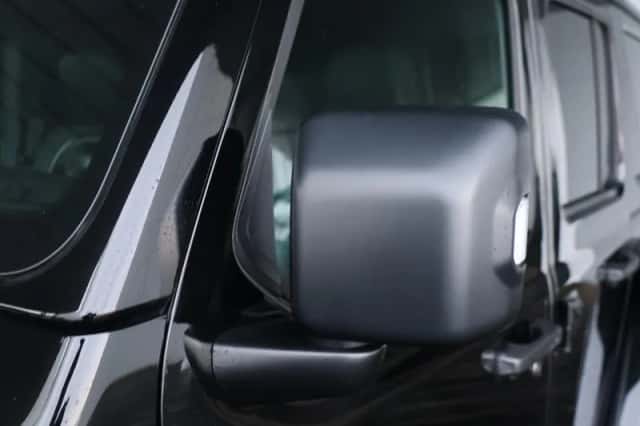 Jeep Wrangler (2024) thumbnail 5
