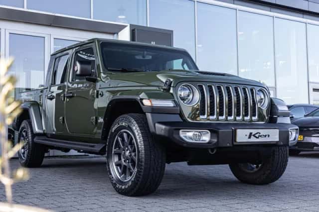 Jeep Gladiator (2022) thumbnail 5