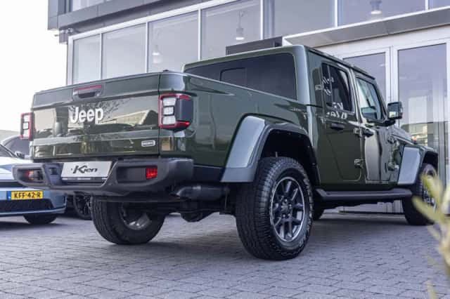 Jeep Gladiator (2022) thumbnail 6