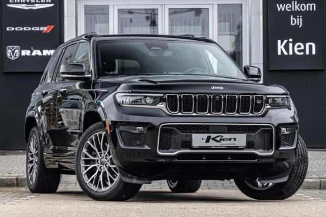 Jeep Grand Cherokee (2023) thumbnail 1