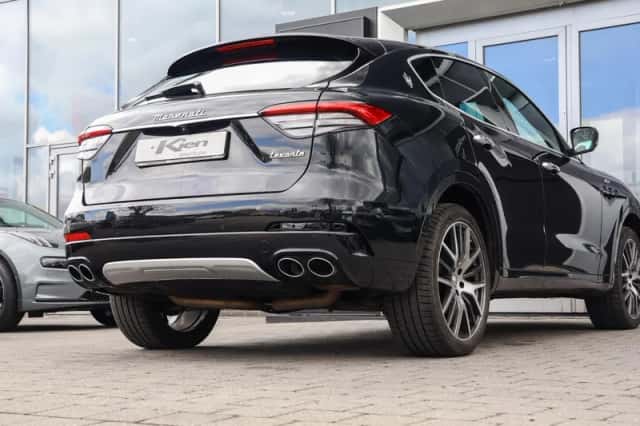 Maserati Levante (2022) thumbnail 5