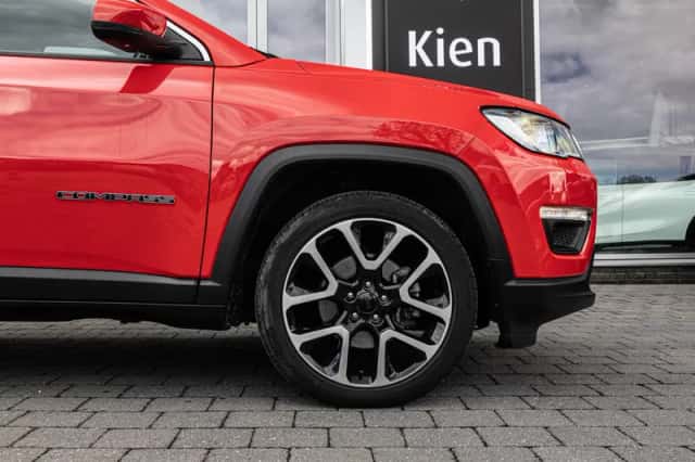 Jeep Compass (2021) thumbnail 4