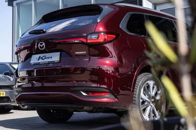 Mazda CX-80 (2024) thumbnail 4